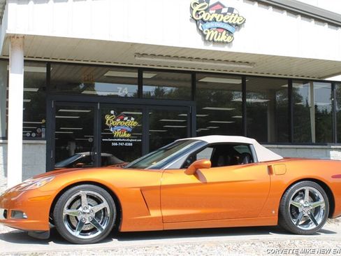 Used 2007 Chevrolet Corvette Convertible w/ Preferred Equipment Group RWD image 3