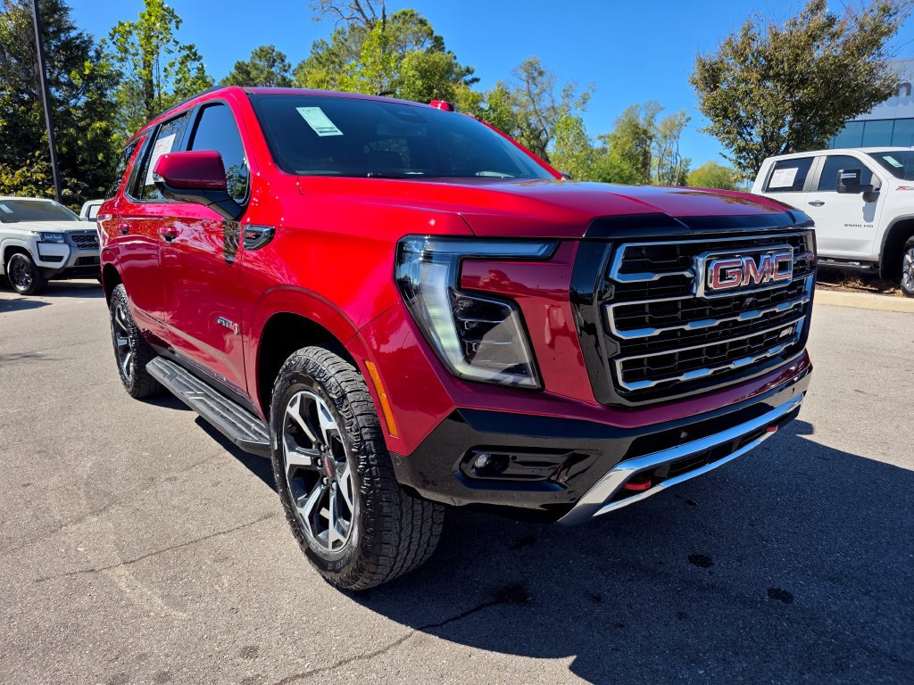 Used 2025 GMC Yukon AT4 AWD/4WD image 2