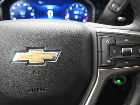 Used 2024 Chevrolet Silverado 1500 LT w/ Z71 Off-Road Package AWD/4WD image 26