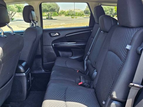 Used 2017 Dodge Journey Crossroad FWD image 15