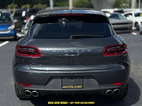 Used 2018 Porsche Macan S w/ Premium Package Plus AWD/4WD image 4