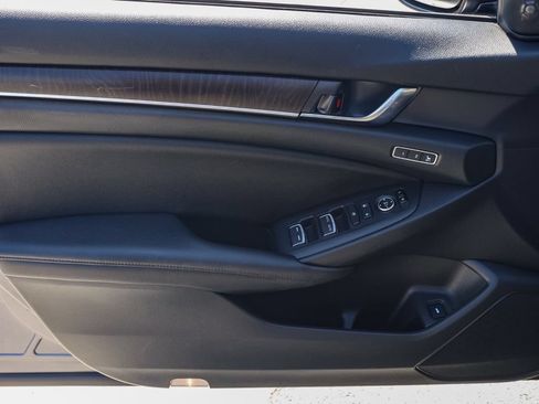 Used 2019 Honda Accord Touring image 22