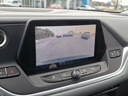 Used 2020 Chevrolet Blazer LT image 18