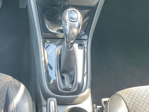 Certified 2019 Buick Encore Preferred FWD image 15