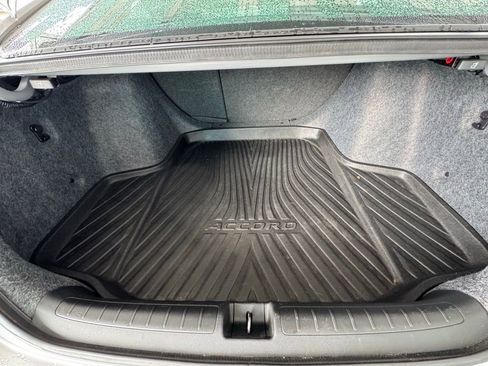 Used 2022 Honda Accord Sport image 9