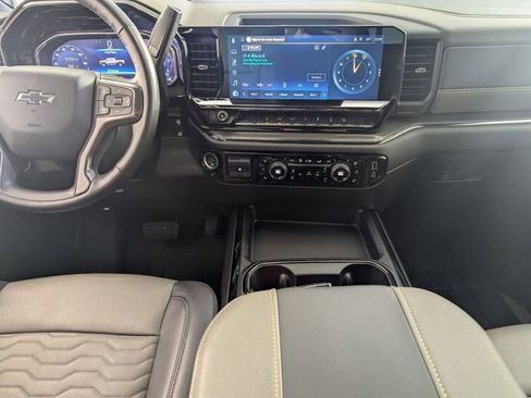 Certified 2025 Chevrolet Silverado 2500 ZR2 w/ Technology Package image 25