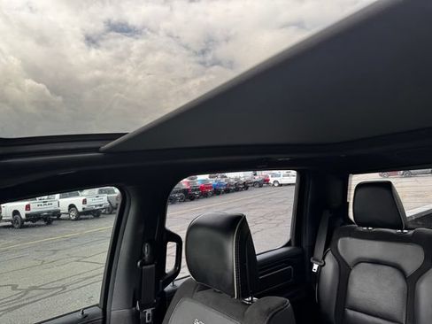 Used 2023 RAM 1500 Laramie AWD/4WD image 37