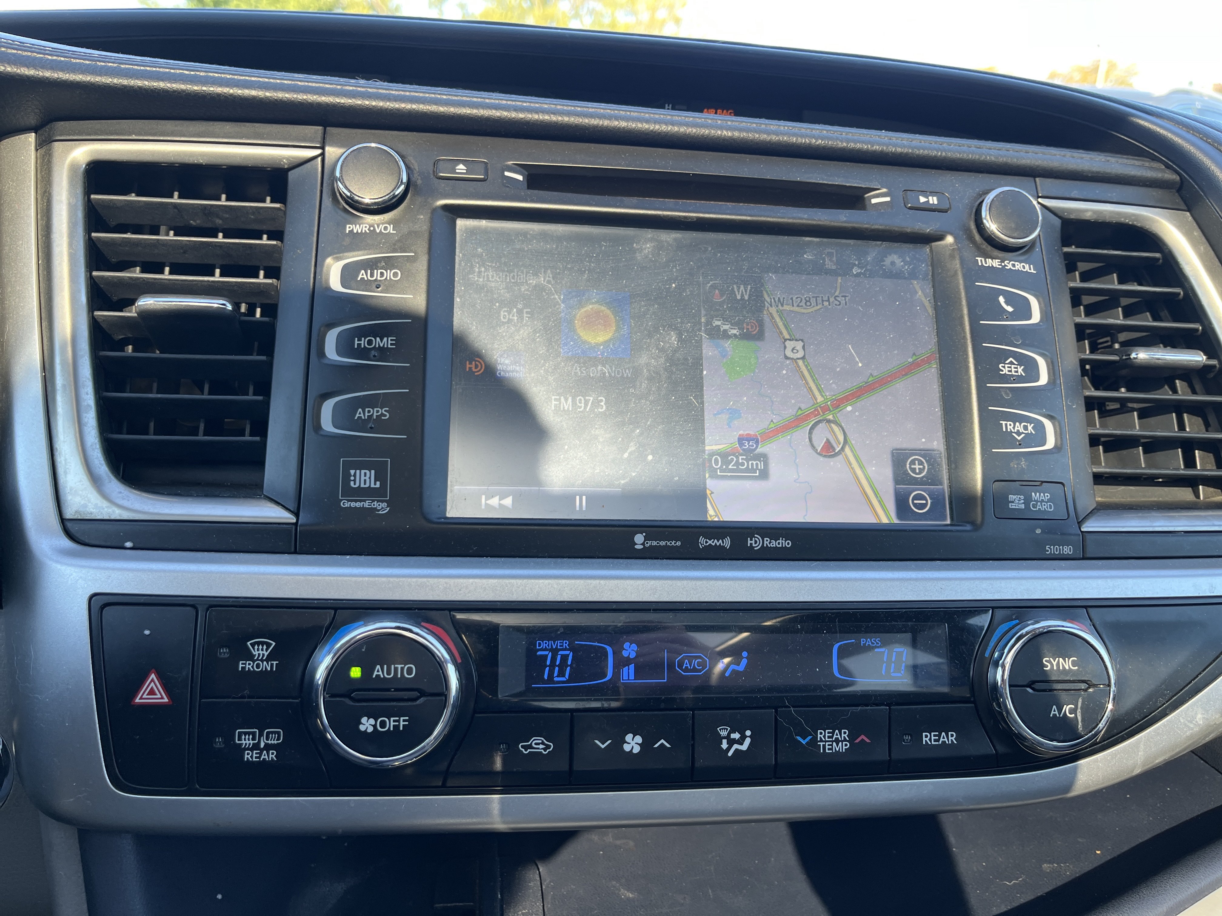 Used 2017 Toyota Highlander Limited Platinum AWD/4WD image 22