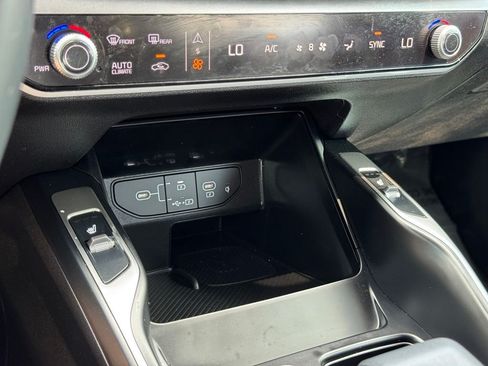 Used 2024 Kia Sorento X-Line EX AWD/4WD image 34