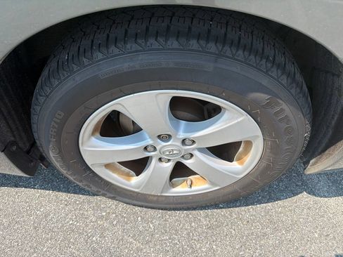 Used 2014 Toyota Sienna LE FWD image 13