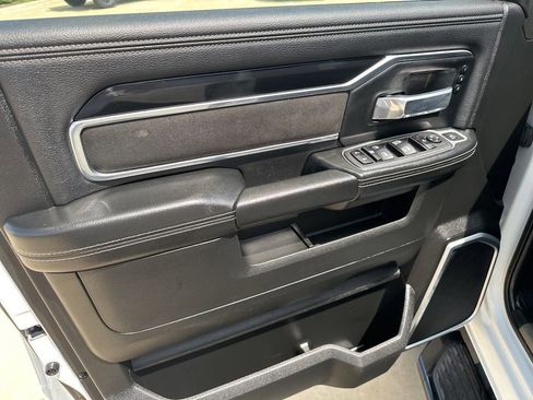 Used 2022 RAM 2500 Laramie w/ Night Edition image 18