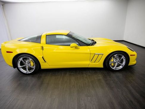 Used 2012 Chevrolet Corvette Grand Sport w/ 3LT Preferred Equipment Group image 6