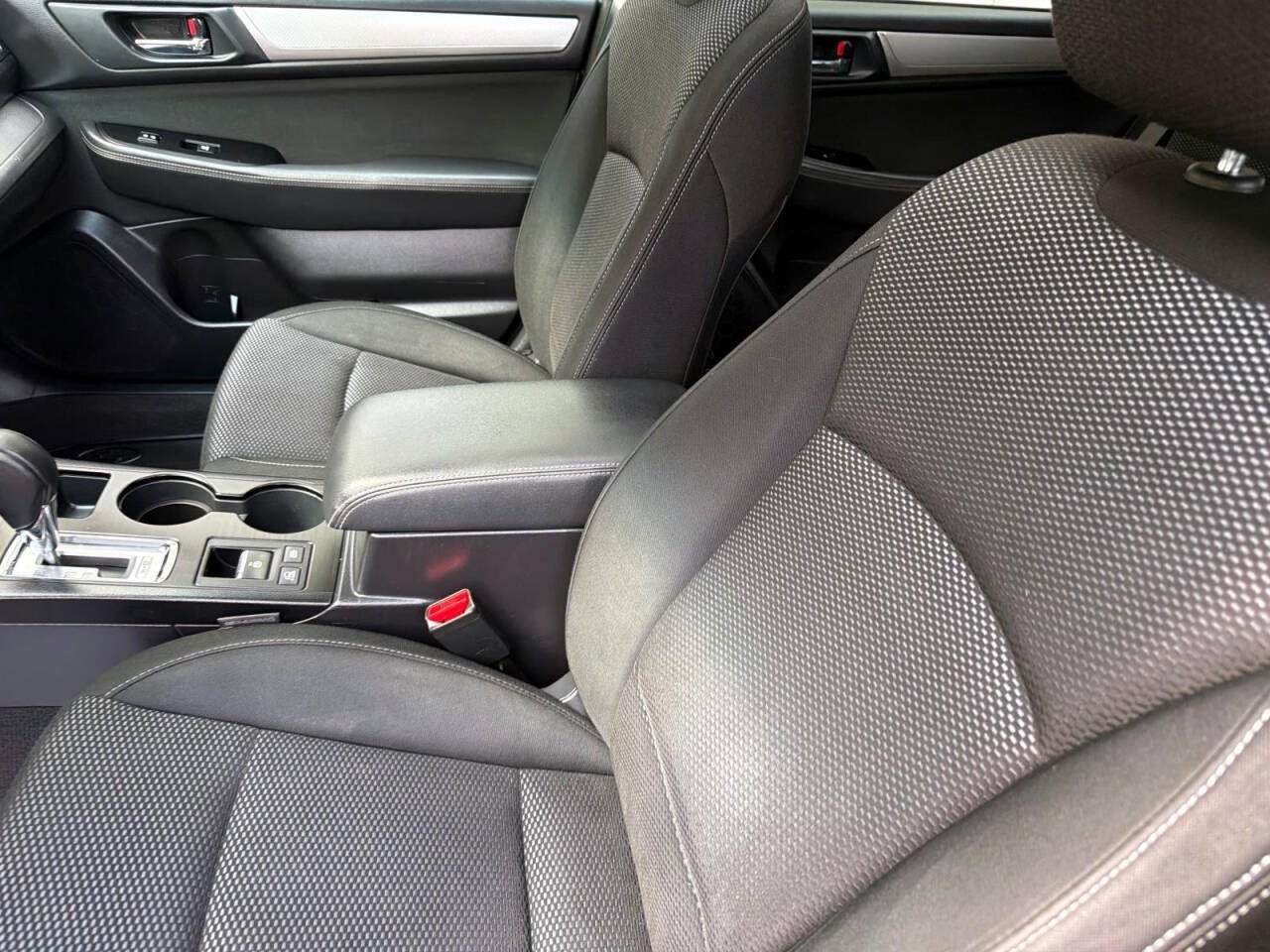 Used 2016 Subaru Outback 2.5i Premium AWD/4WD image 18