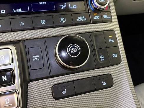 Used 2025 Hyundai Palisade SEL image 34