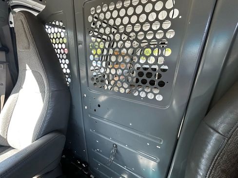 Used 2017 GMC Savana 2500 image 23