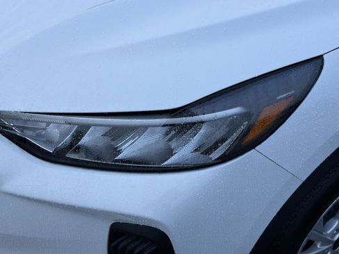 New 2026 Ford Escape Active image 10