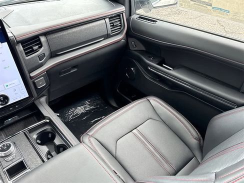 New 2024 Ford Expedition Limited image 22