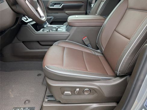 New 2026 GMC Sierra 2500 Denali w/ Denali Reserve Package image 31