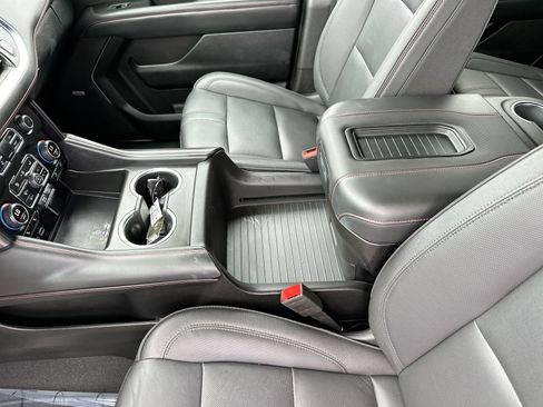Used 2024 Chevrolet Tahoe RST w/ Luxury Package AWD/4WD image 20
