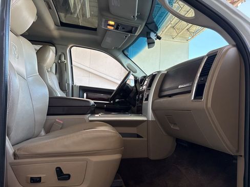 Used 2011 RAM 3500 Laramie AWD/4WD image 16