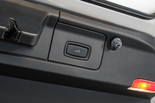 Used 2010 Porsche Panamera S RWD image 50