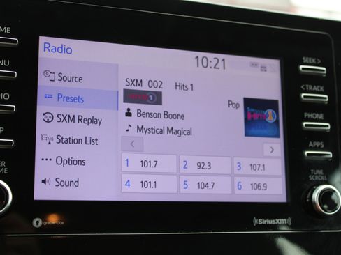 Used 2024 Toyota Camry SE image 30