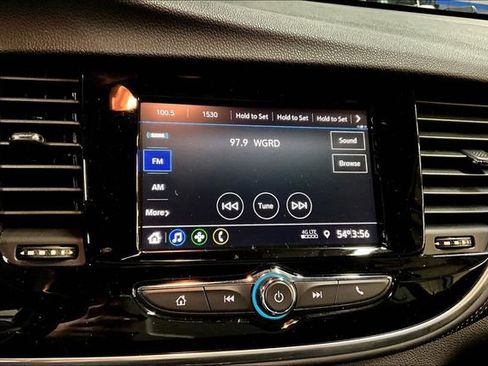 Used 2022 Buick Encore Preferred w/ Safety Package image 13