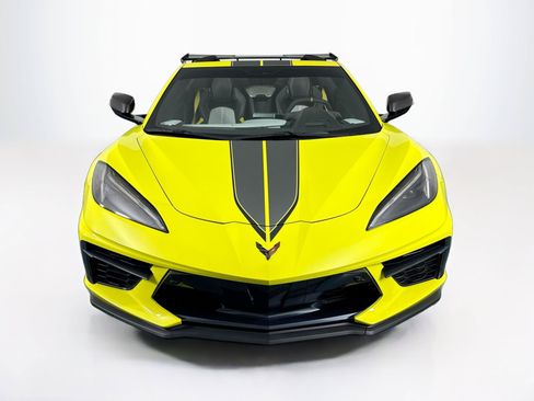 Used 2022 Chevrolet Corvette Stingray Premium Conv RWD image 2