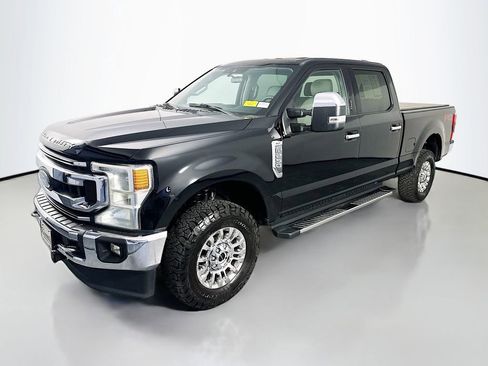 Used 2020 Ford F250 XLT w/ XLT Premium Package AWD/4WD image 3