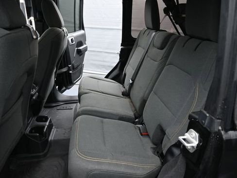 Used 2024 Jeep Wrangler Unlimited Sport AWD/4WD image 11