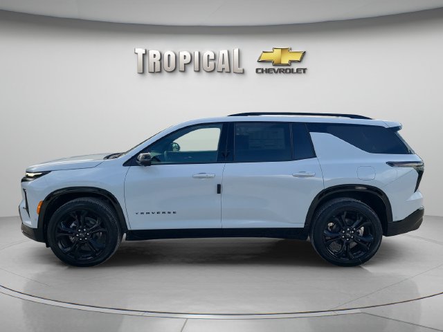 New 2027 Chevrolet Traverse RS FWD image 2