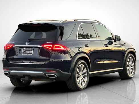 Certified 2022 Mercedes-Benz GLE 350 4MATIC w/ Premium Package image 3