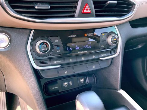 Used 2019 Hyundai Santa Fe Limited w/ Cargo Package image 31