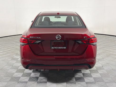 Used 2022 Nissan Sentra SV w/ All-Weather Package FWD image 6