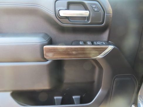 Used 2019 Chevrolet Silverado 1500 LT w/ All-Star Edition AWD/4WD image 13
