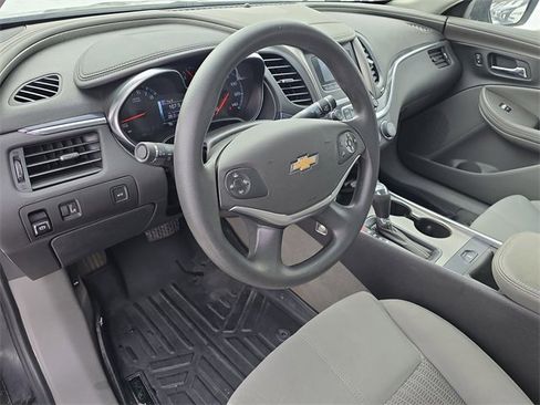 Used 2017 Chevrolet Impala LS image 13