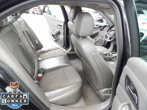 Used 2014 Chevrolet Malibu LT FWD image 33
