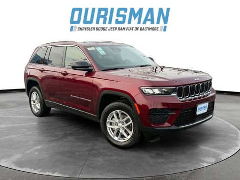 New 2026 Jeep Grand Cherokee Laredo AWD/4WD image 1