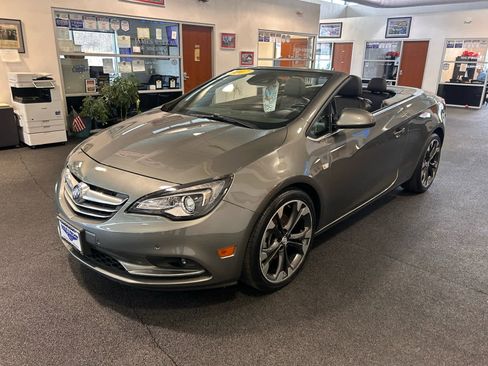 Used 2017 Buick Cascada Premium image 8