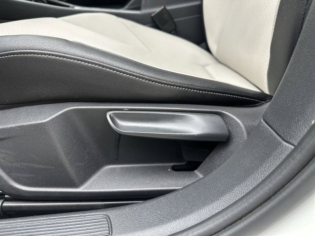 Used 2019 Volkswagen Jetta R-Line FWD image 12