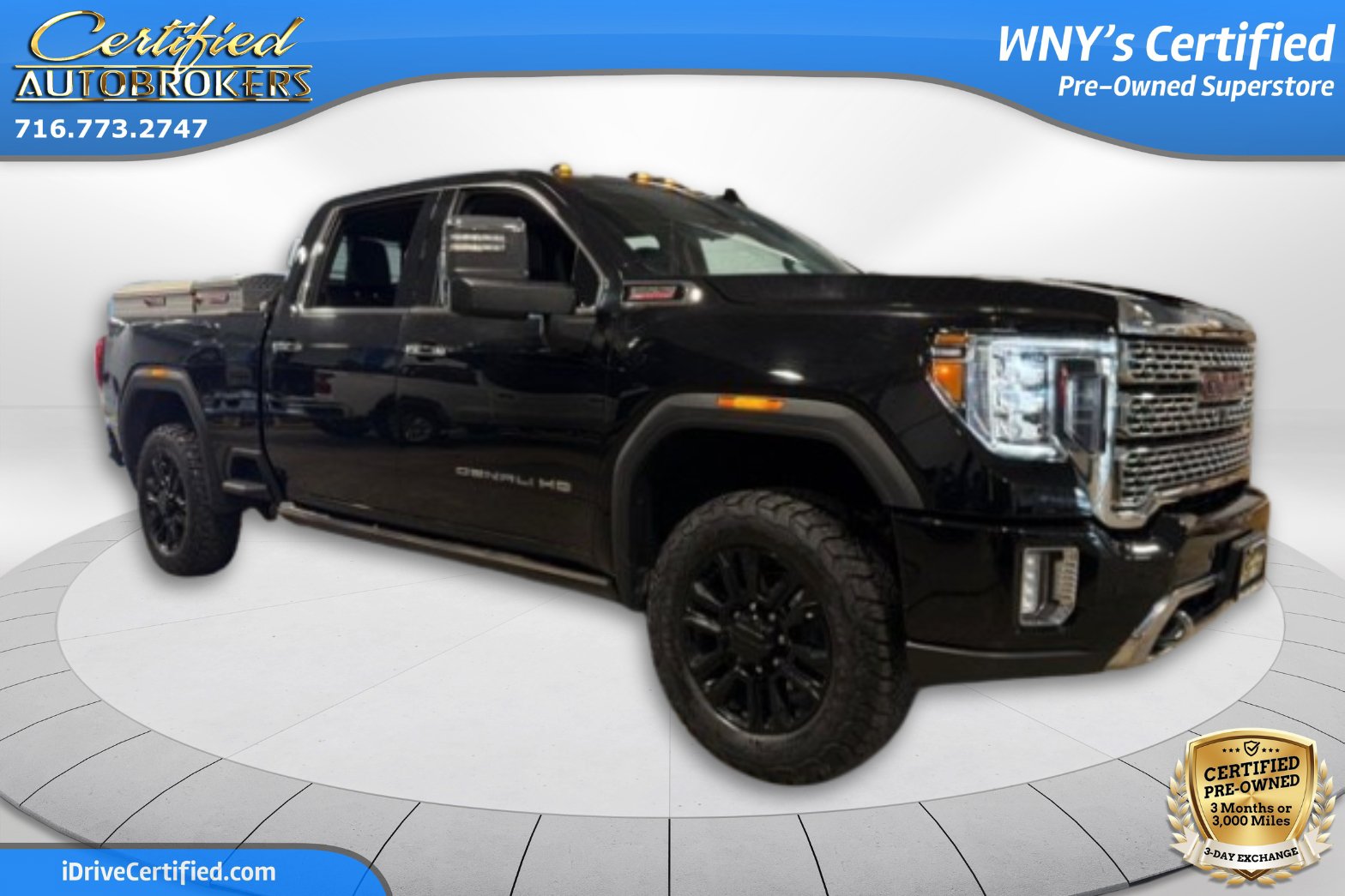 Used 2023 GMC Sierra 3500 Denali w/ Denali Black Diamond Edition AWD/4WD image 3