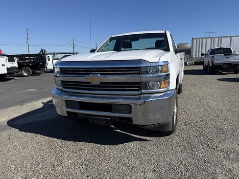 Used 2015 Chevrolet Silverado 2500 W/T image 3