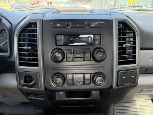 Used 2019 Ford F250 XL image 26