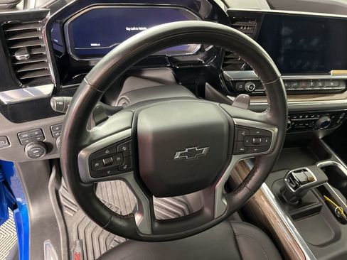 Certified 2024 Chevrolet Silverado 1500 LT Trail Boss w/ LT Trail Boss Premium Package AWD/4WD image 30