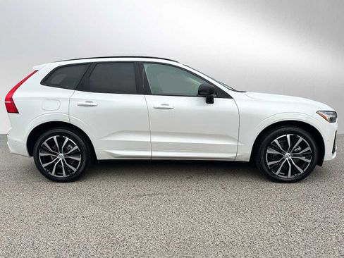 Used 2025 Volvo XC60 B5 Plus w/ Protection Package Premier image 2