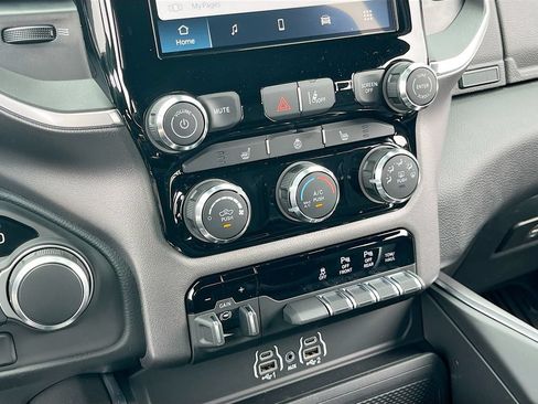 New 2026 RAM 1500 Big Horn w/ Night Edition AWD/4WD image 15