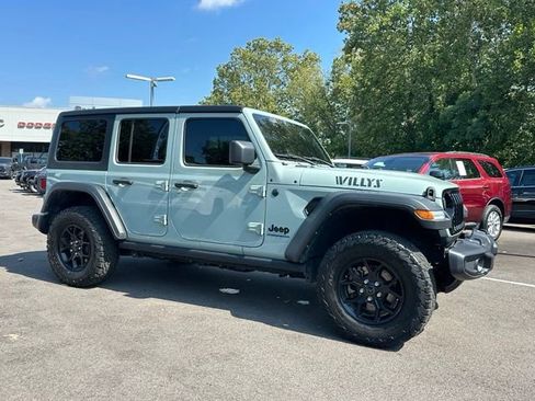 Used 2024 Jeep Wrangler Unlimited Sport AWD/4WD image 16
