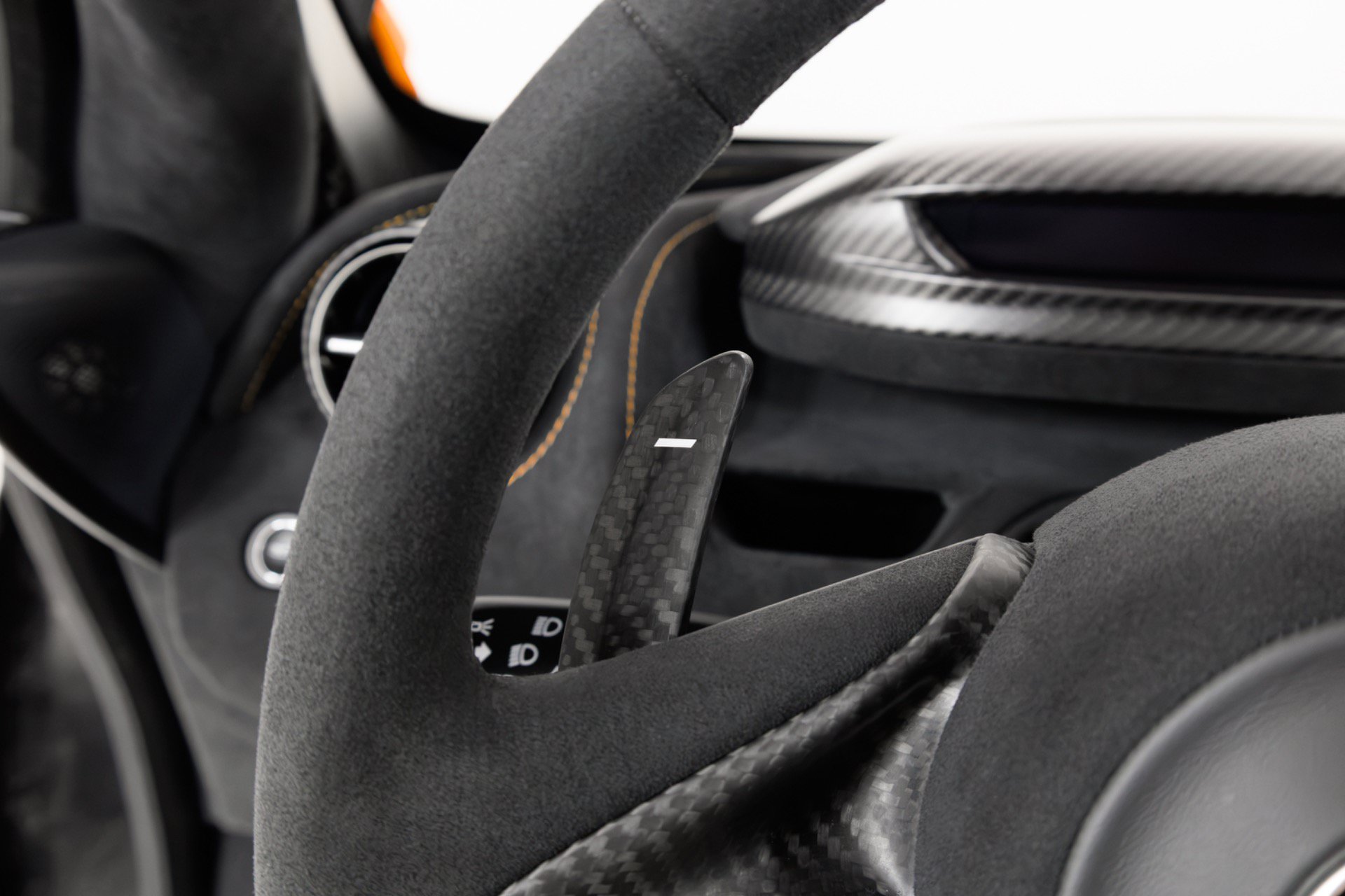 Used 2021 McLaren 765LT RWD image 25