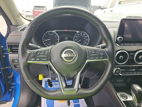 Used 2025 Nissan Sentra SR w/ SR Premium Package FWD image 24