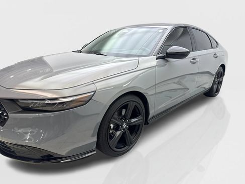 Used 2025 Honda Accord Sport image 11